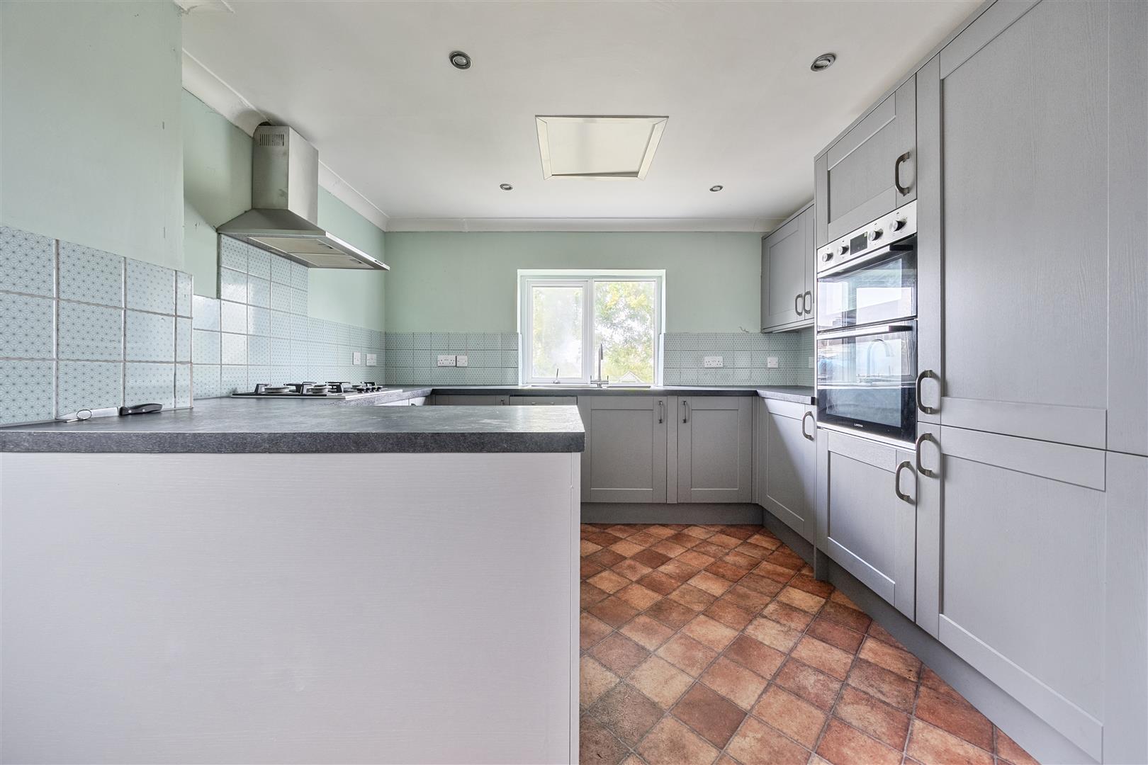Woodlands Road, Loughor, Swansea, SA4 6PS